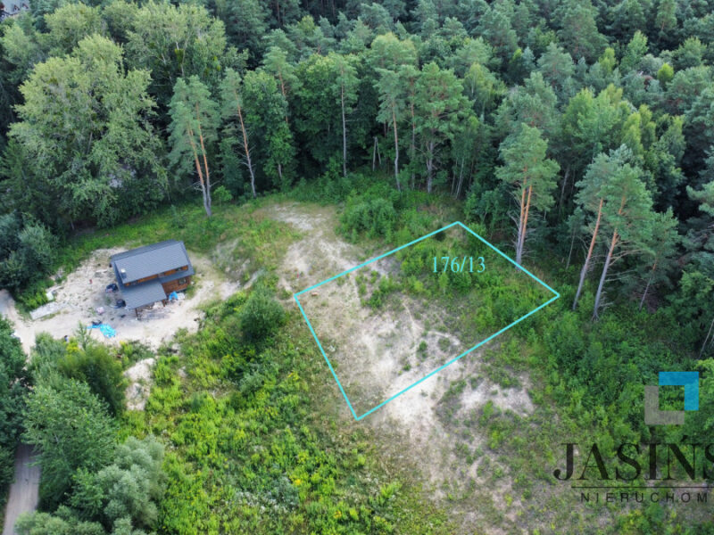 Działka budowlana 820 m² |  Szypry