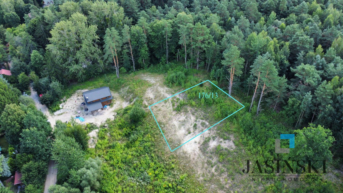 Działka budowlana 820 m² |  Szypry